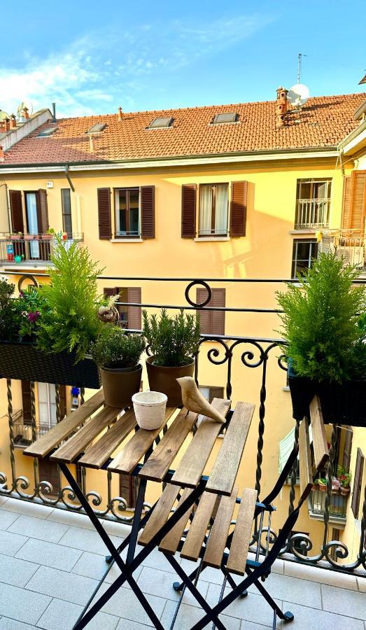 Lily Pads -Elegant Apartment- In The City Center Milano Esterno foto