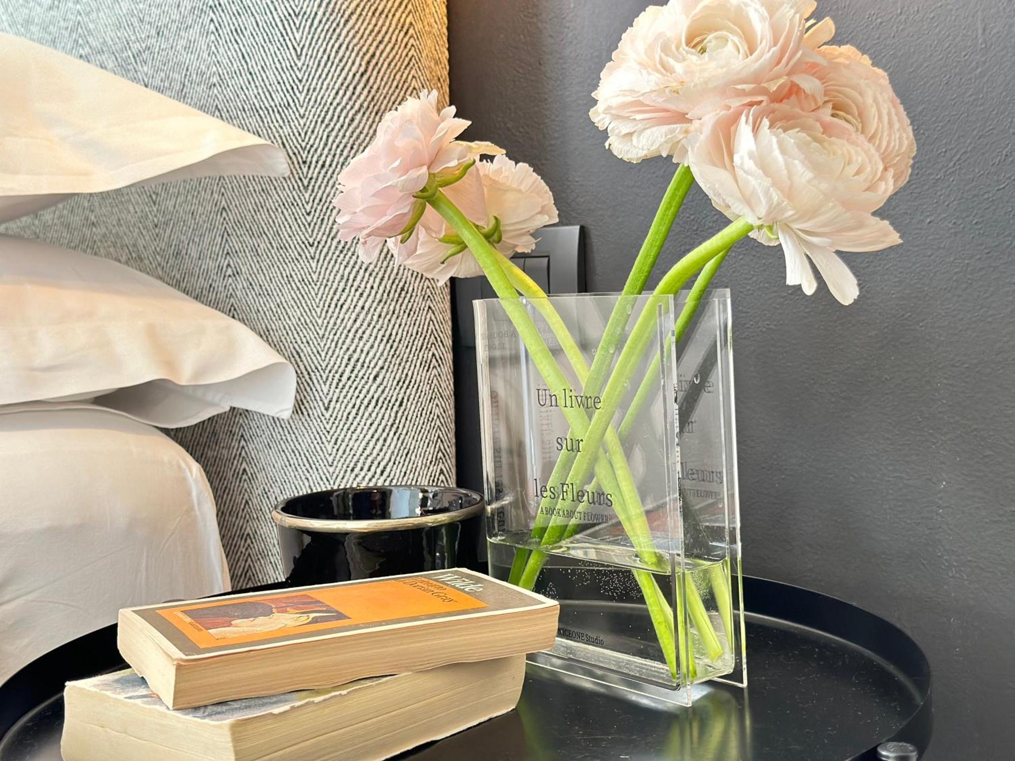 Lily Pads -Elegant Apartment- In The City Center Milano Esterno foto